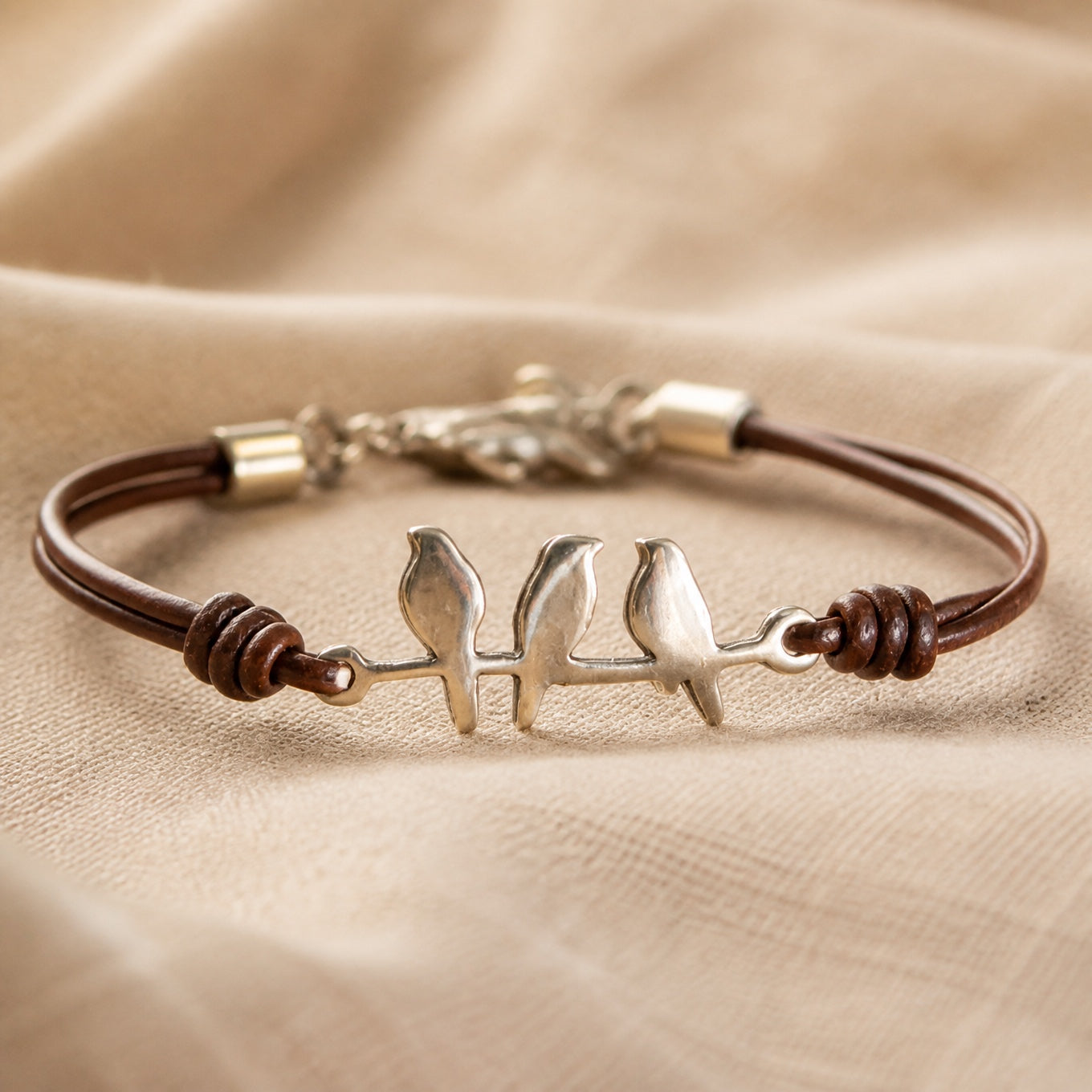 VINTAGE BIRD ROPE BRACELET